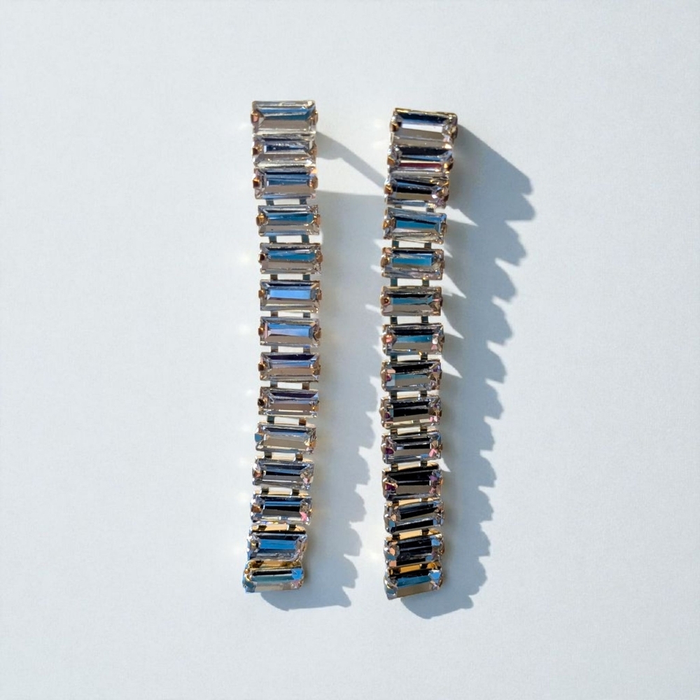 Chic Silver Geometric Earrings Crystal Dangle